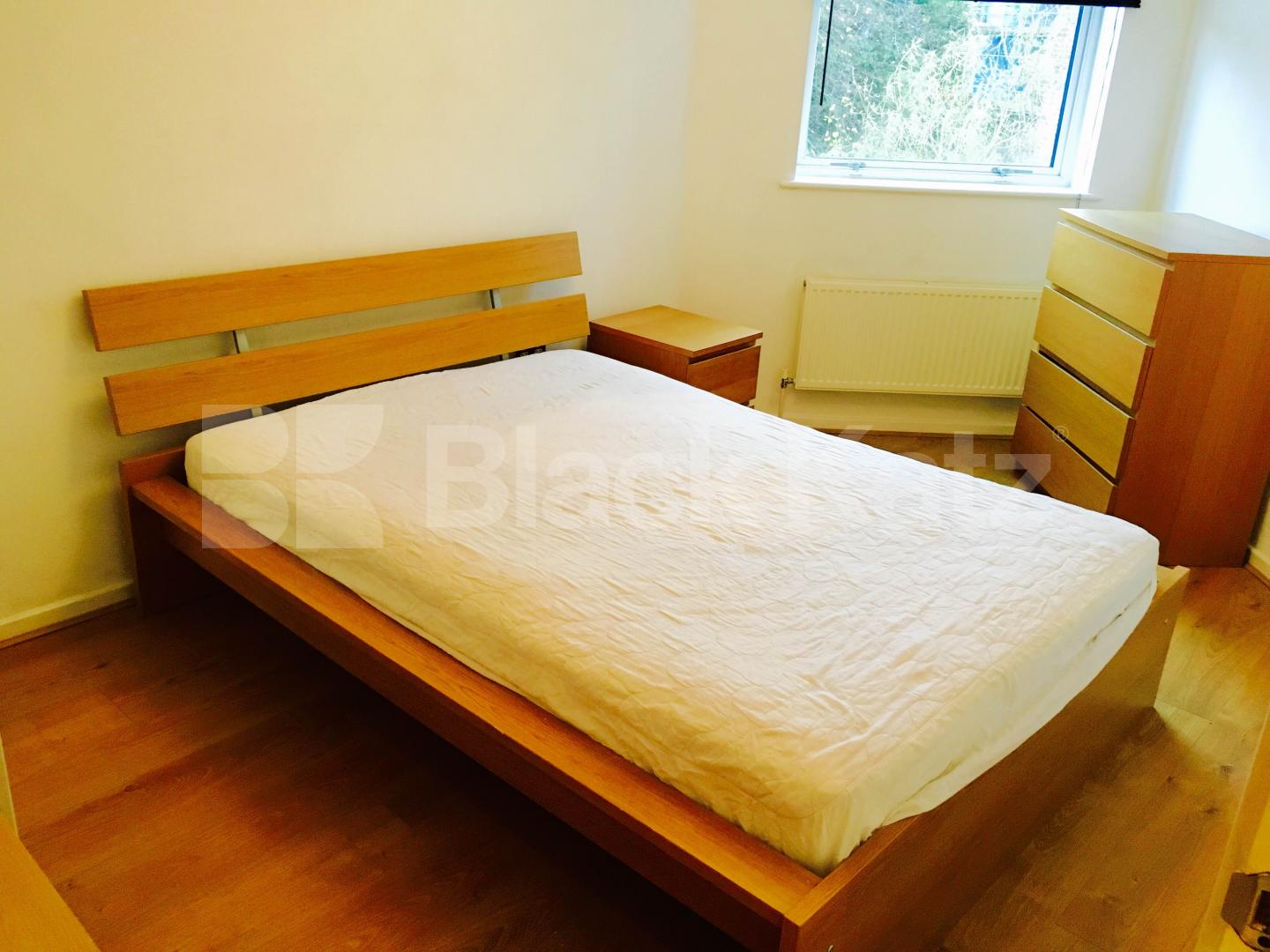 			NEW INSTRUCTION (Includes Parking), 1 Bedroom, 1 bath, 1 reception Apartment			 Lordship Lane, East Dulwich